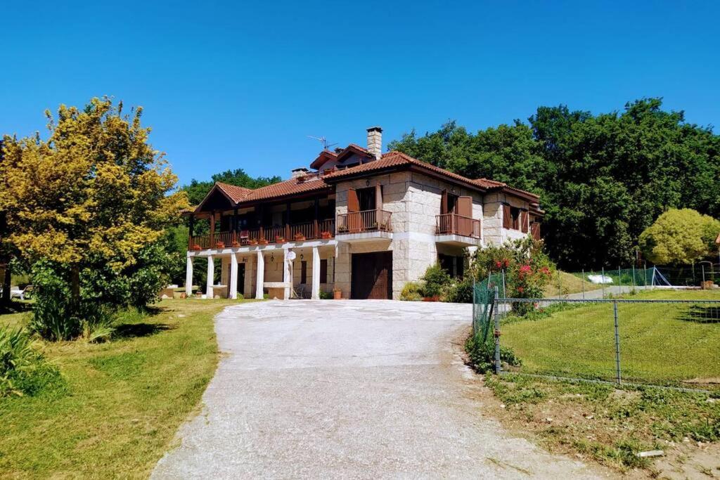 Espectacular Casa Con Piscina En Allariz Εξωτερικό φωτογραφία